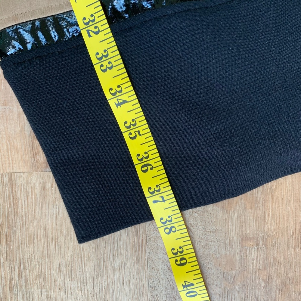 Shani | Black and Tan Mid-length Dress - Picture 9 of 12